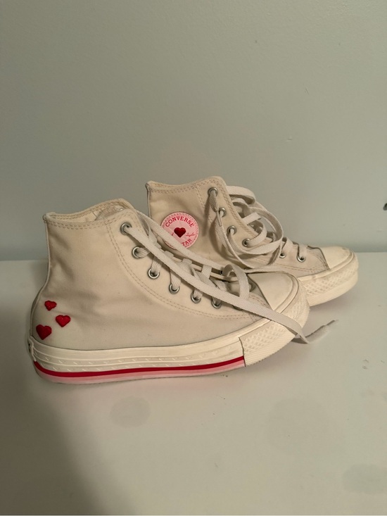 Converse Other - Converse Kids White High-Top Sneakers with Red Heart Accents